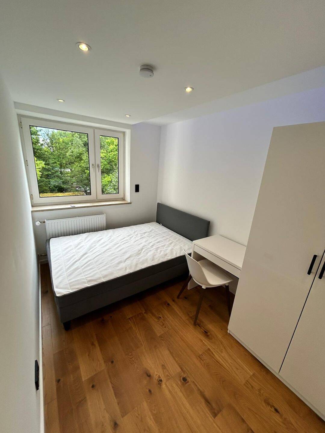 Möbliertes WG-Zimmer an der U-Bahn Forstenrieder Allee, 81476 München (Thalk. Obersendl.-Forsten-Fürstenr.-Solln)