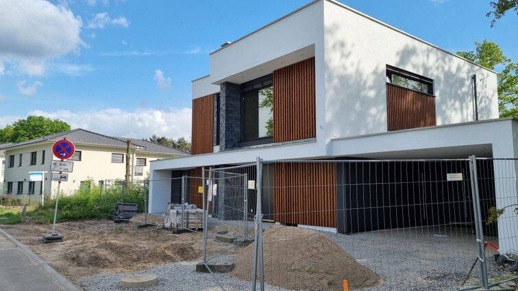 Wohnen und Arbeiten in Johannisthal – Projektierte Bauhausvilla im urbanen Umfeld, 12487 Berlin (Treptow-Köpenick)