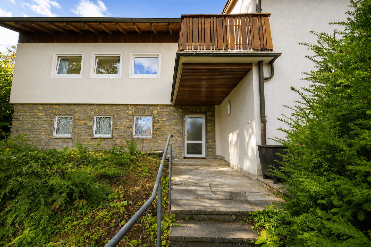 Einfamilienhaus mit Potential für WG/Gemeinschaftsunterkunft, 97082 Würzburg (Altstadt Heidingsfeld Steinbachtal Zellerau)