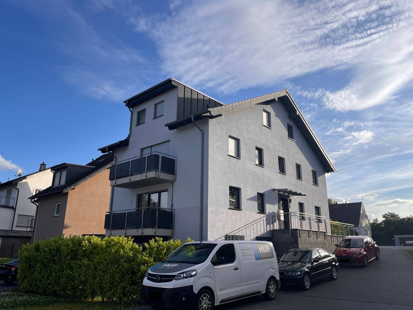 Wohnglück auf zwei Ebenen: Moderne 3-Zimmer-Maisonette mit Einbauküche, 53489 Sinzig