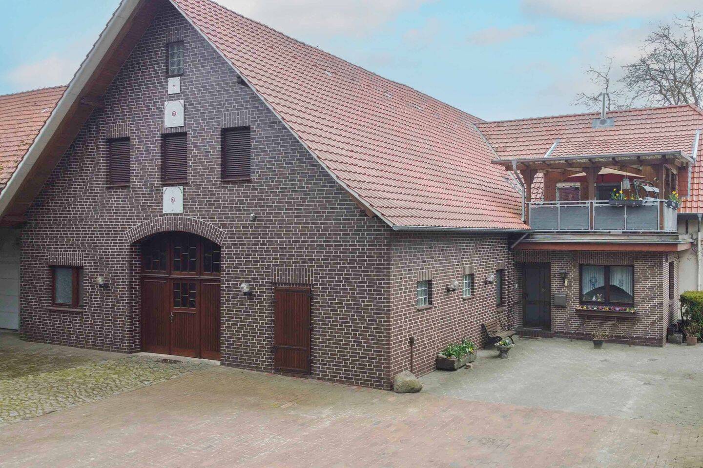 Ihr neues Zuhause: Vielseitiger Resthof mit großem Grundstück in Stemwede-Haldem, 32351 Stemwede