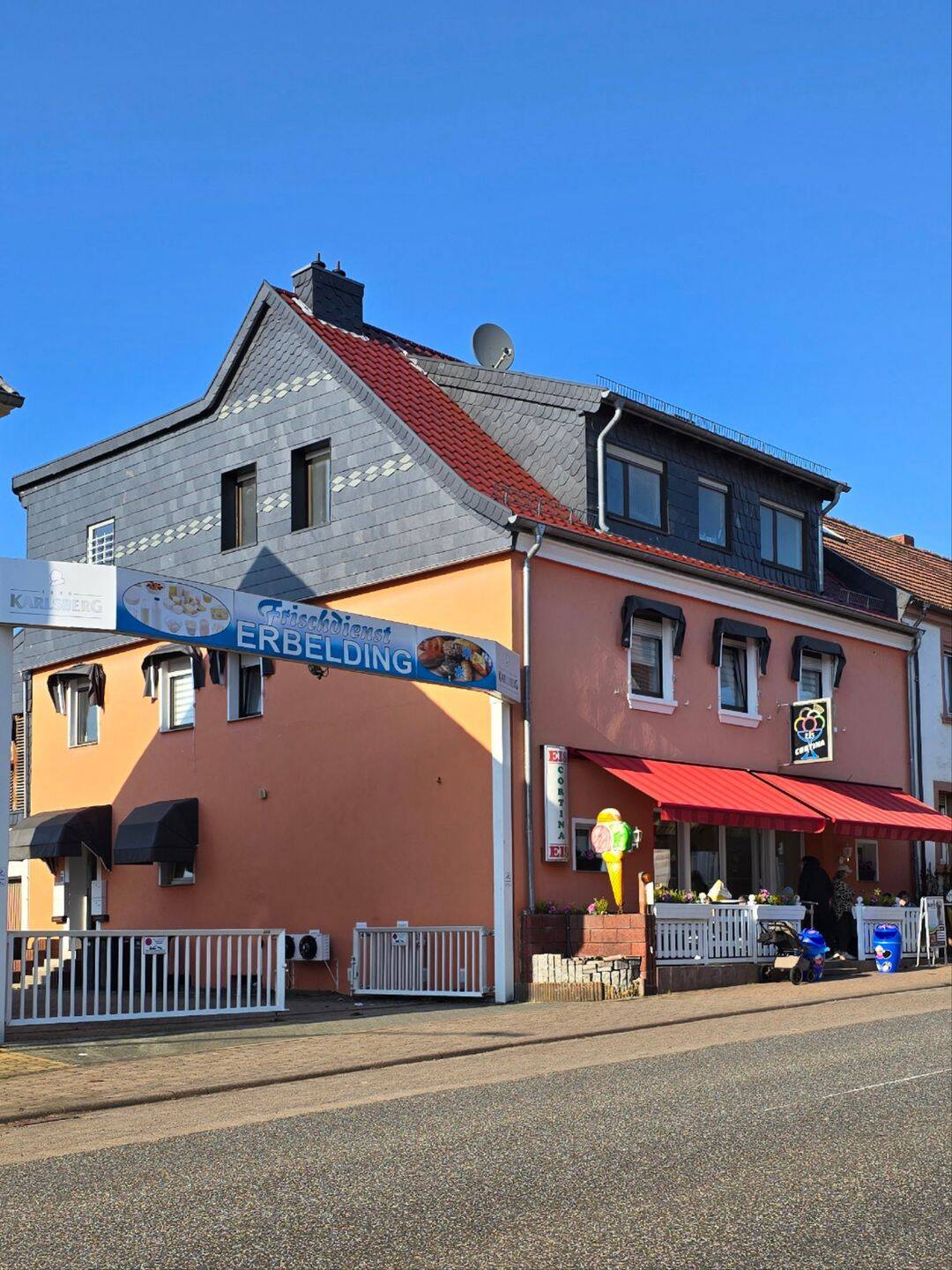 gr. Wohnung im 2. OG im Ortszentrum von Kirkel, neu renoviert, 66459 Kirkel