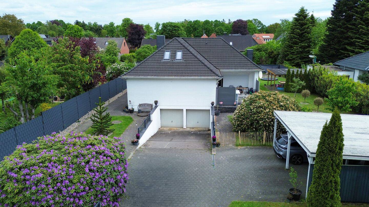 Bungalow in schöner Lage mit Vollkeller und ausgebautem Dachboden – vermietet, 28879 Grasberg