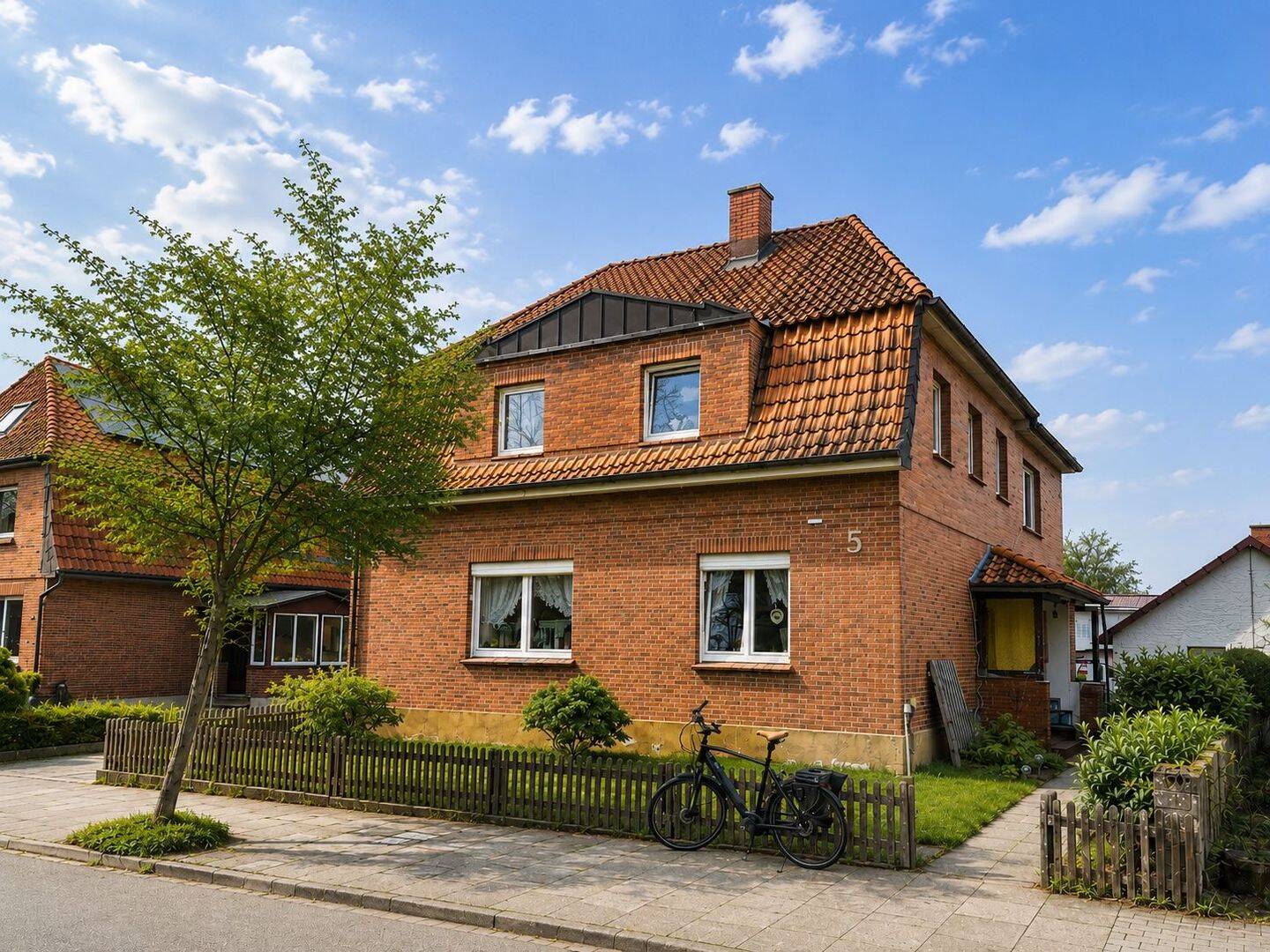 Toplage Möllerstraße: 2-3 Familienhaus auf traumhaftem Grundstück mit großem Potenzial, 29549 Bad Bevensen