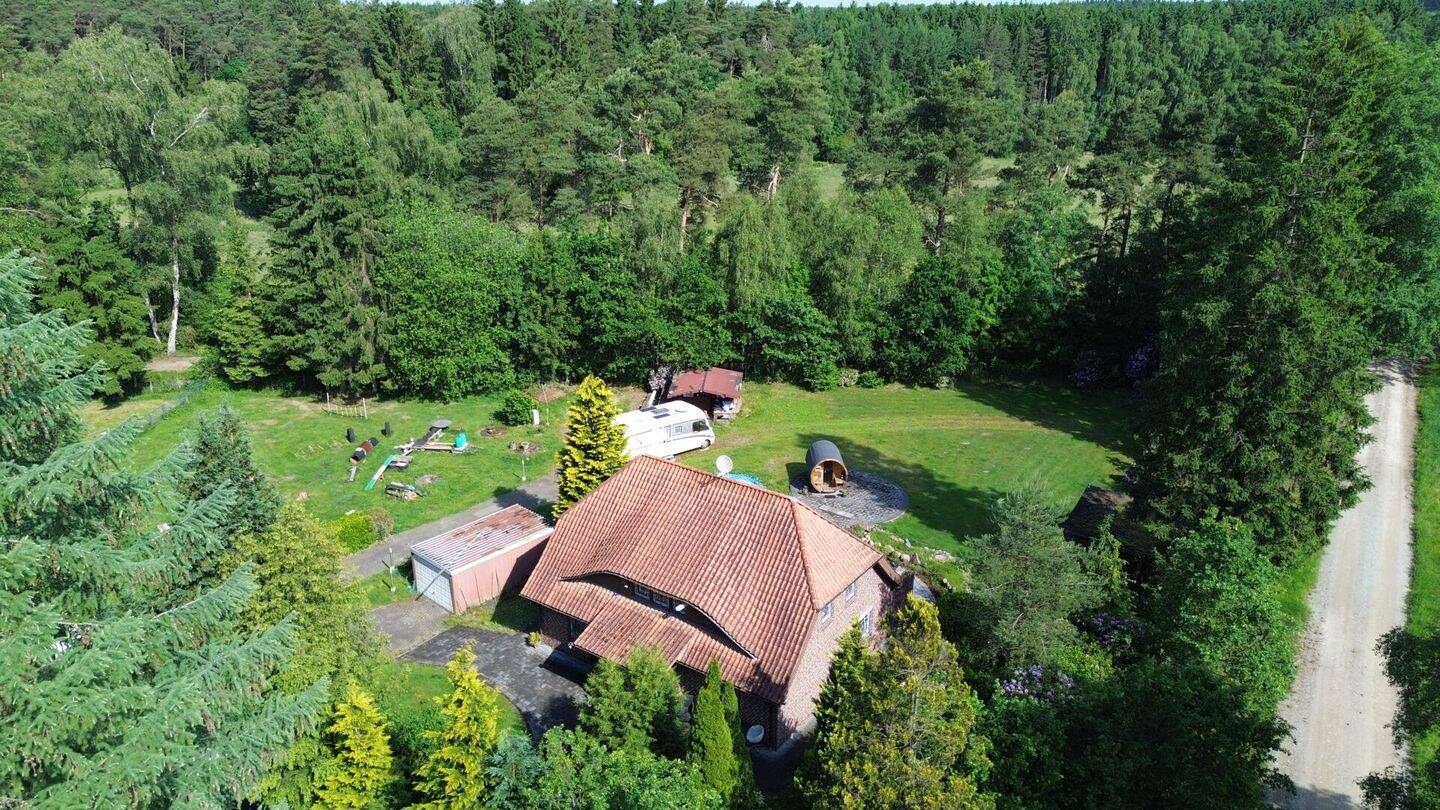 Forsthaus in Alleinlage im Wald auf XL Grundstück, 29649 Wietzendorf