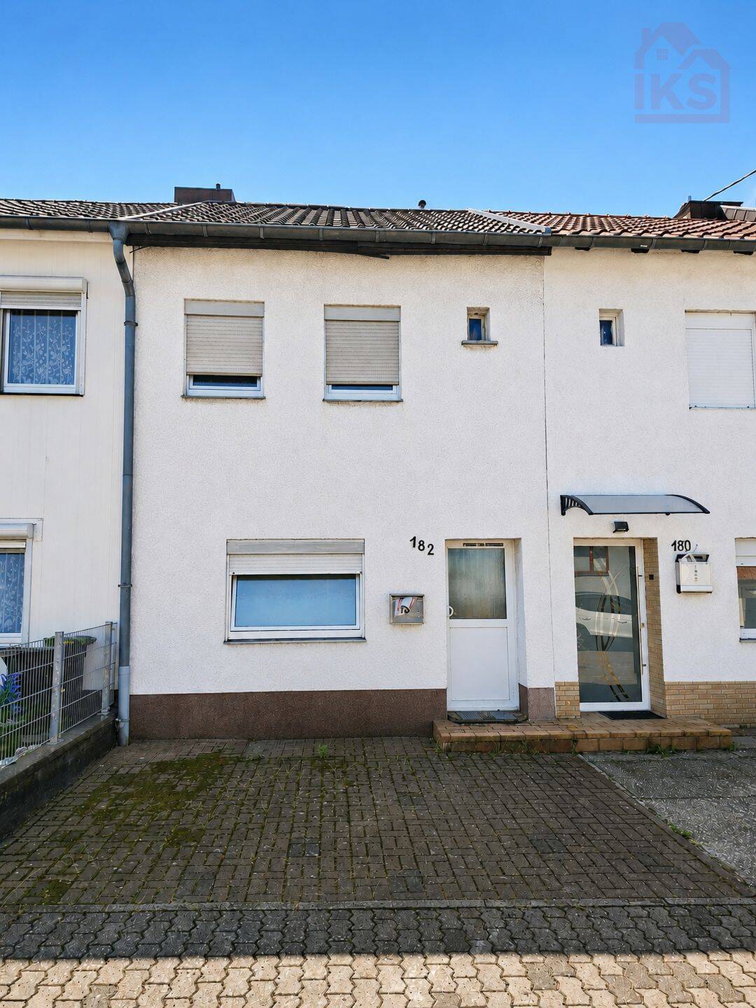 Einfamilienhaus mit kleinem Garten in Fraulautern, 66740 Saarlouis