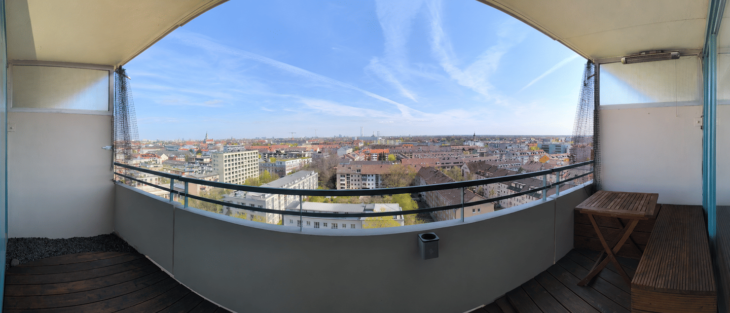 Über den Dächern Münchens – Panoramablick bis zu den Alpen, Ruhe und Wohnqualität im obersten Stockwerk, 81369 München (Sendling Sendling-Westpark Thalk. Obersendl.-Forsten-Fürstenr.-Solln)