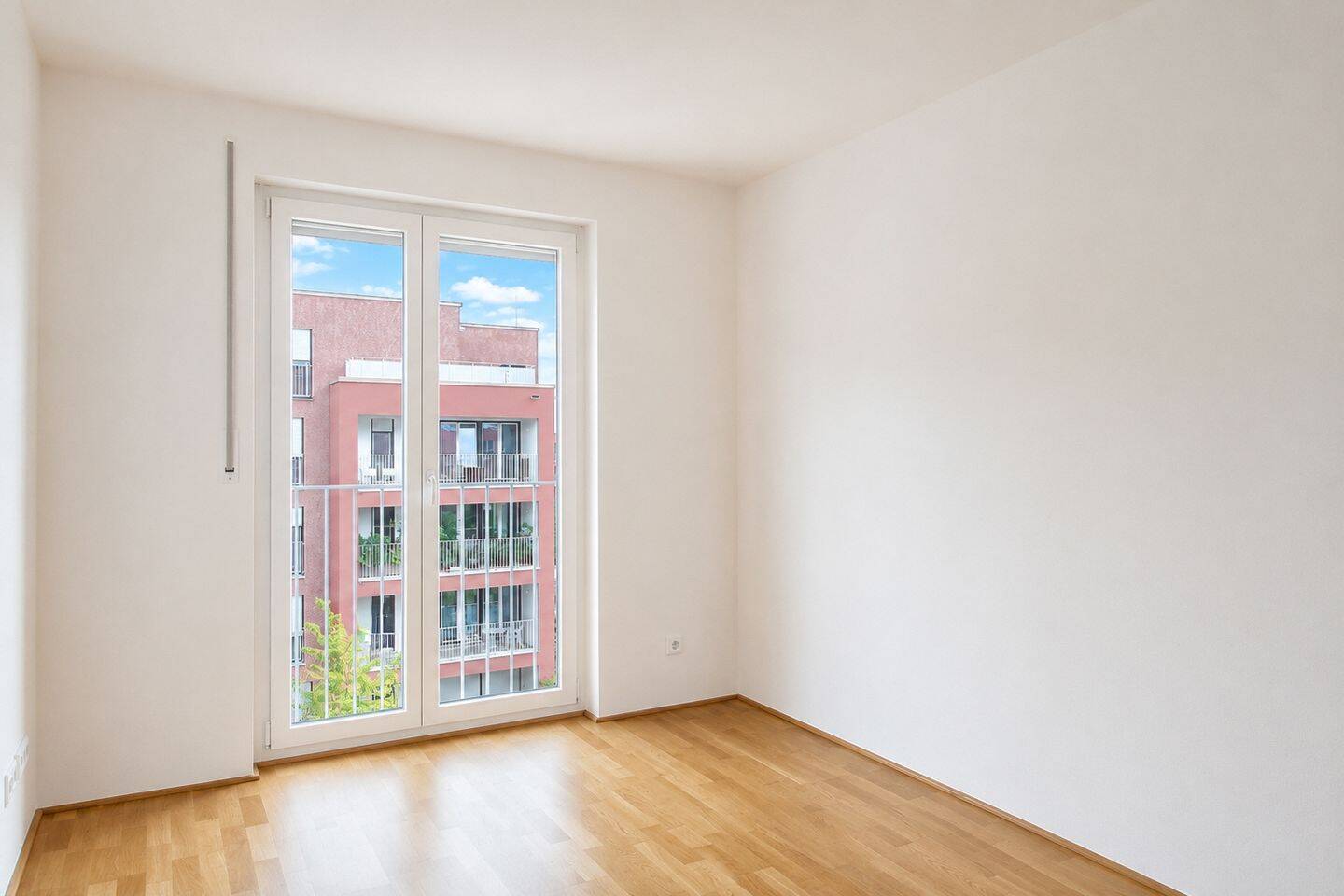 MÜNCHEN: MODERNES WOHNGLÜCK MIT LOGGIA, 81245 München (Aubing-Lochhausen-Langwied Pasing-Obermenzing)