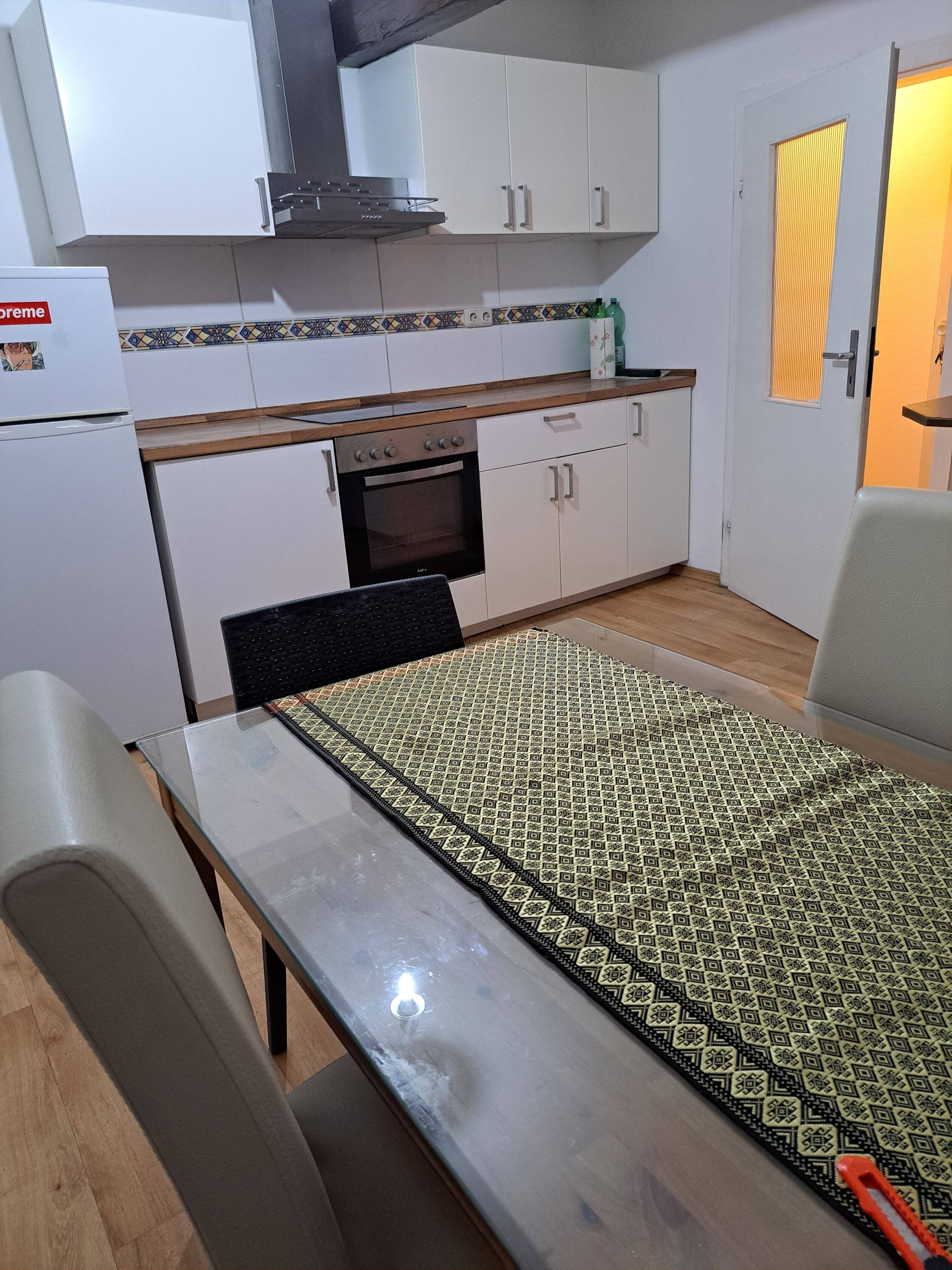 Interessante Wohnung am Kornmarkt (max. 2 Personen), 97421 Schweinfurt