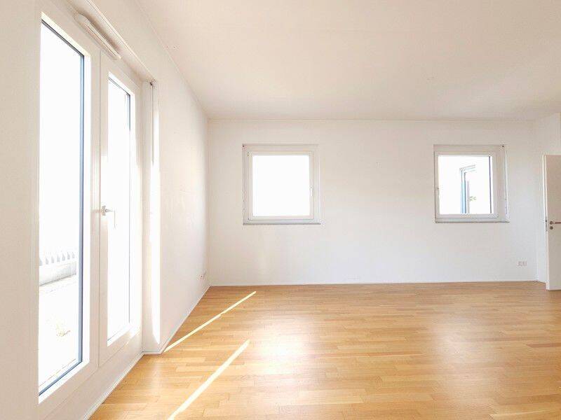 Penthouse-Highlight ohne Kompromisse: 4-Zi, EBK, Dachterasse und Wintergarten!, 65197 Wiesbaden (Biebrich Dotzheim Wiesbaden)