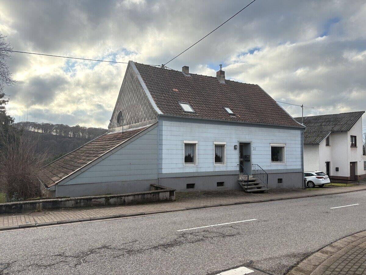 Schönes Einfamilienhaus in Hierschied, 66571 Eppelborn