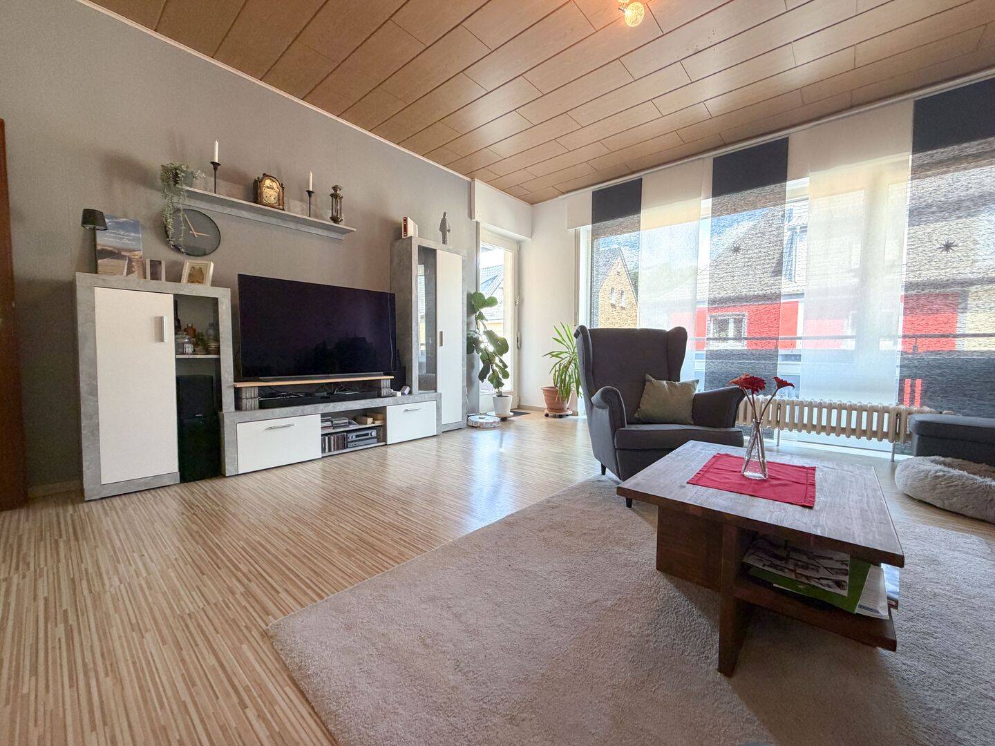 Schöne 3-Zimmer-Wohnung mit 2 Balkonen und durchdachter Raumaufteilung in Arnsberg, 59821 Arnsberg