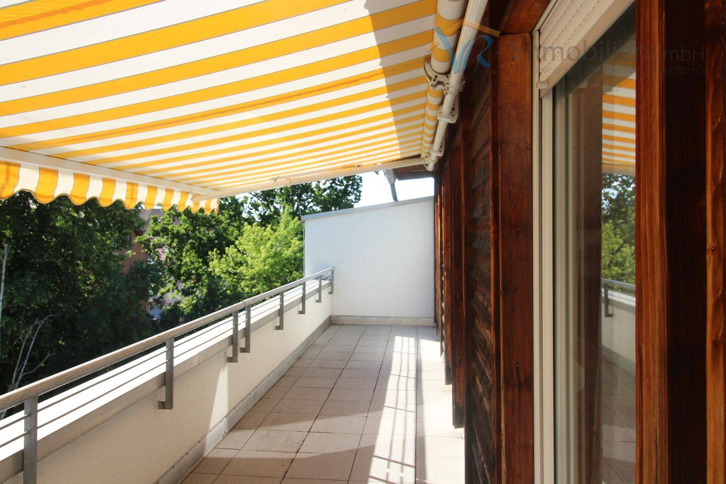 2 Zimmer-Eigentumswohnung mit herrlicher Loggia und Blick ins „Grüne“, 65474 Bischofsheim