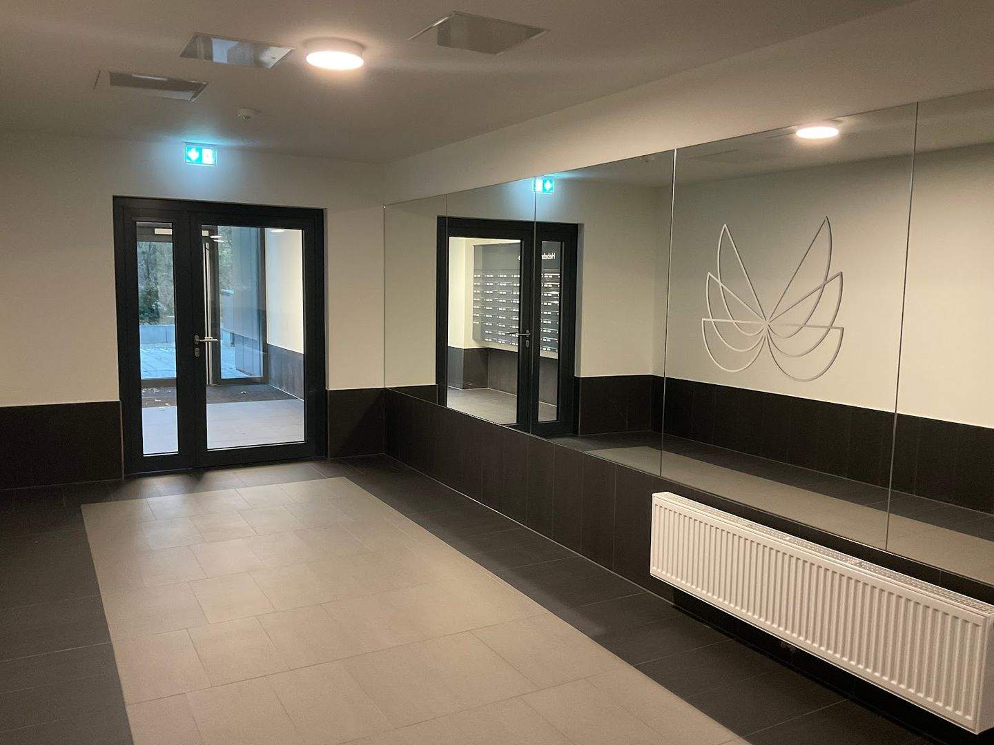 Platz für das kleine Familienglück – gibt es bei uns inklusive einem Stellplatz, 22297 Hamburg (Hamburg-Nord Alsterdorf Barmbek-Nord Groß Borstel Winterhude)
