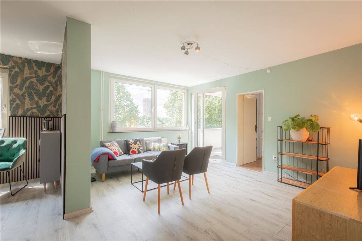 Frisch sanierte 2-Zimmer-Wohnung mit neuer Einbauküche, Balkon und Stellplatz in Wolfsburg-Detmerode, 38444 Wolfsburg (Detmerode Hattorf Heiligendorf Rabenberg Westhagen)