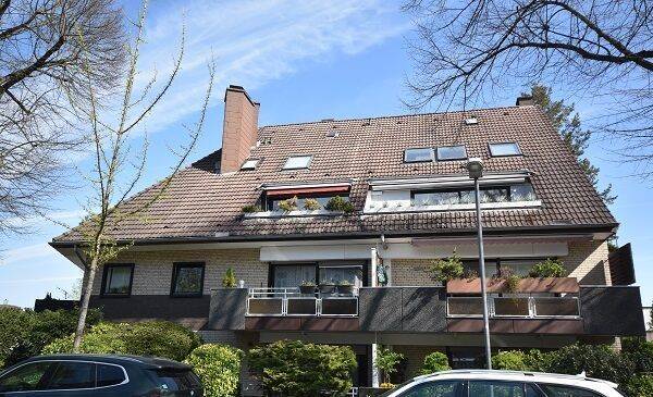 Vermietetes Appartement mit Stellplatz in attraktiver Lage von Bredeney, 45133 Essen (Bredeney Rüttenscheid Schuir Stadtwald)