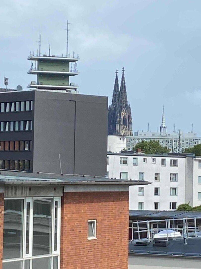 Studio-Apartment mit großem, sonnigem Balkon, 50676 Köln (Innenstadt-Süd Altstadt-Süd)