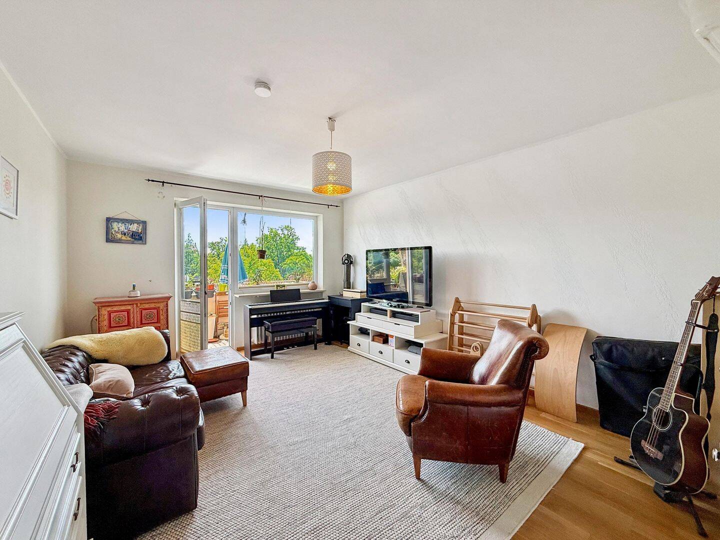 Urbanes Wohnen: 4-Zimmer-Wohnung mit Balkon!, 81241 München (Aubing-Lochhausen-Langwied Pasing-Obermenzing)