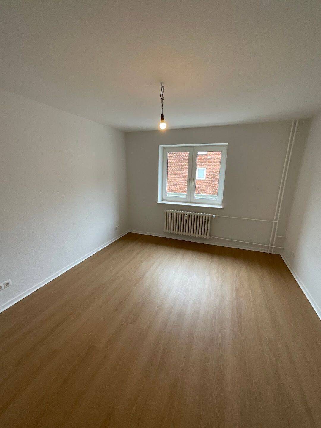 2,5 Zimmer Wohnung, 24148 Kiel (Ellerbek Wellingdorf)