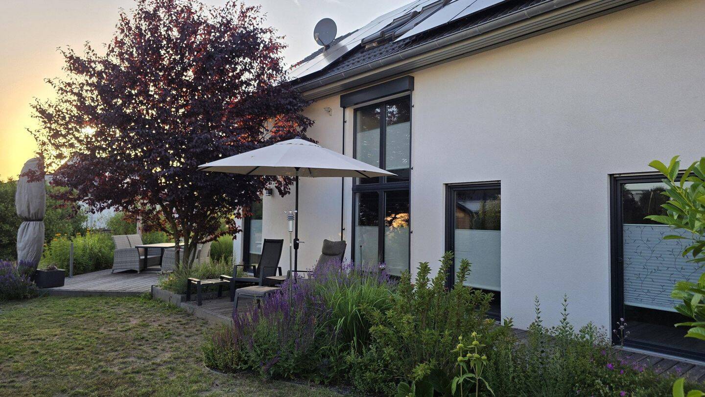 Provisionsfreies modernes Einfamilienhaus in Emmerstedt mit Wärmepumpe, PV und Glasfaser, 38350 Helmstedt