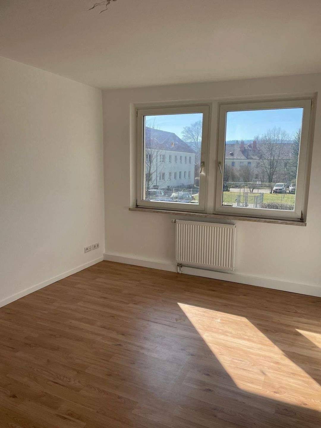 Schöne helle 2 Zimmerwohnung im Erdgeschoss zentral gelegen zu vermieten, 6567 Bad Frankenhausen/Kyffhäuser
