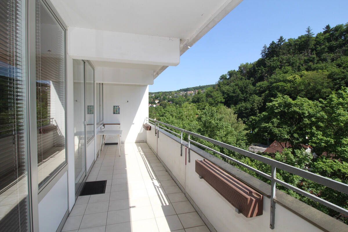 Gepflegte 3,5 Zimmer ETW mit herrlichem Ausblick + Garage in zentraler Lage, 65817 Eppstein