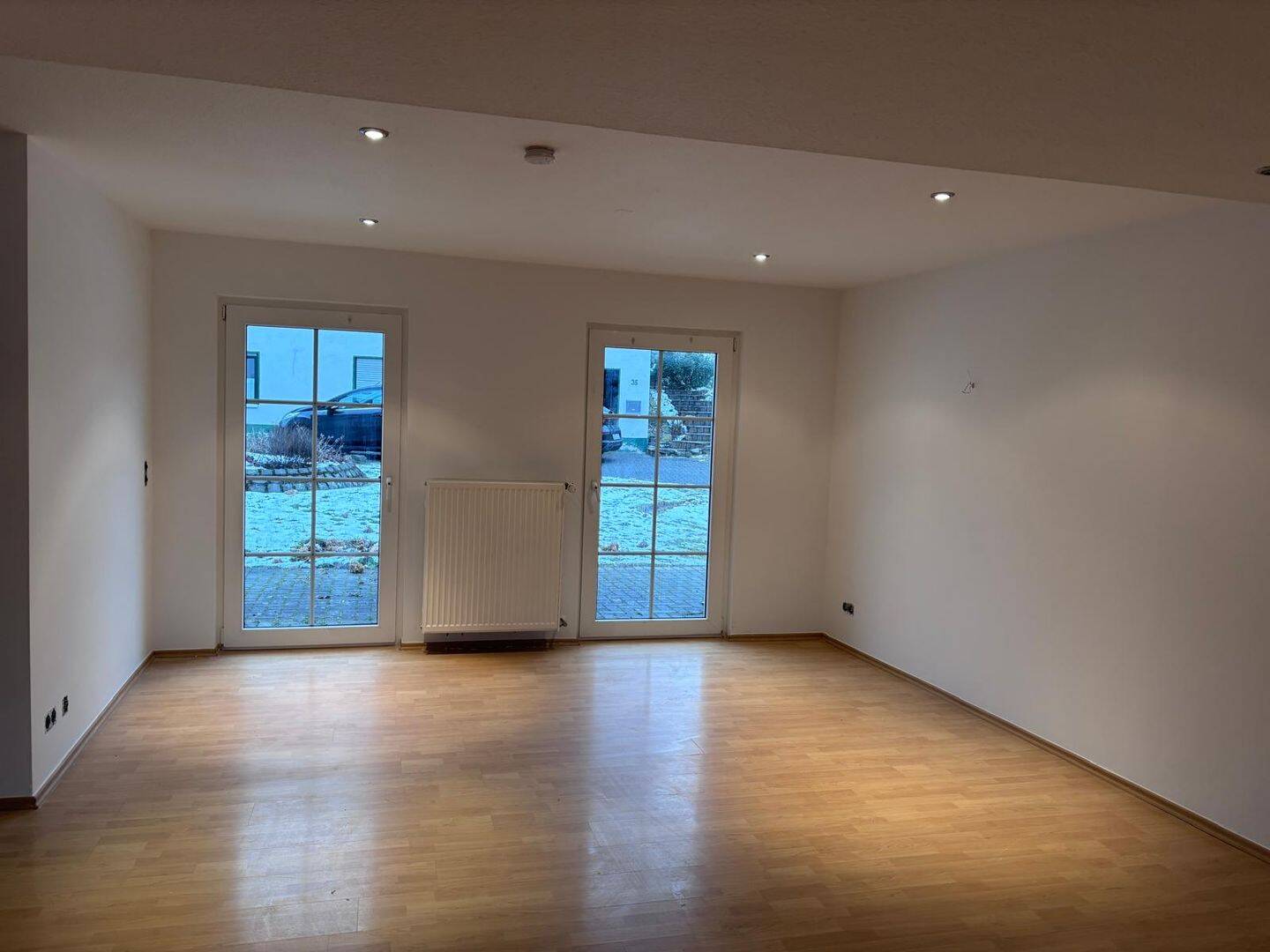 MANNELLA *Ein kleines Reich für mich* Schickes Single-Appartment in ruhiger Lage Nähe Much., 53804 Much