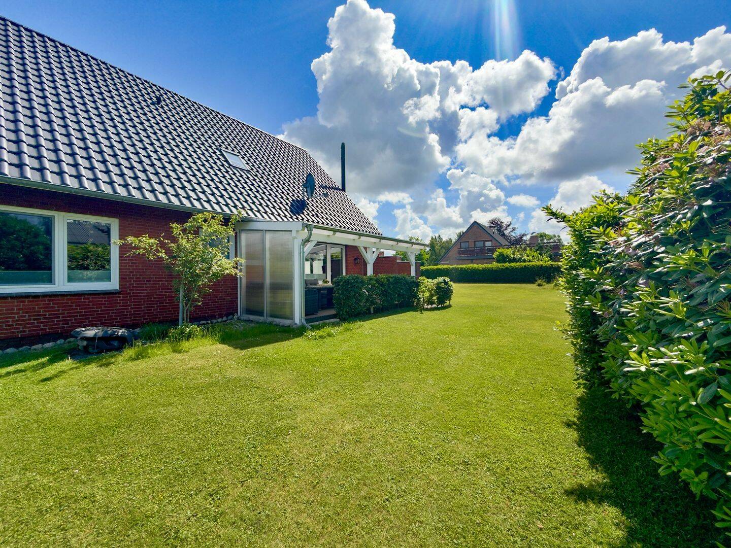 Gepflegtes Zuhause mit großem Grundstück und moderner Ausstattung, 25842 Langenhorn