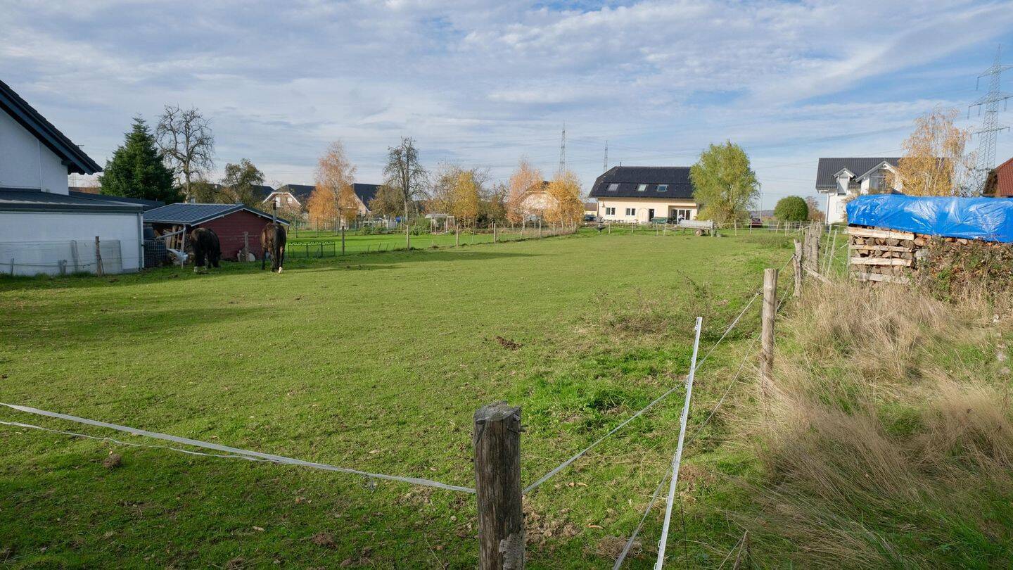 Idyllisches Baugrundstück in ruhiger Lage von Eitorf Irlenborn, 53783 Eitorf