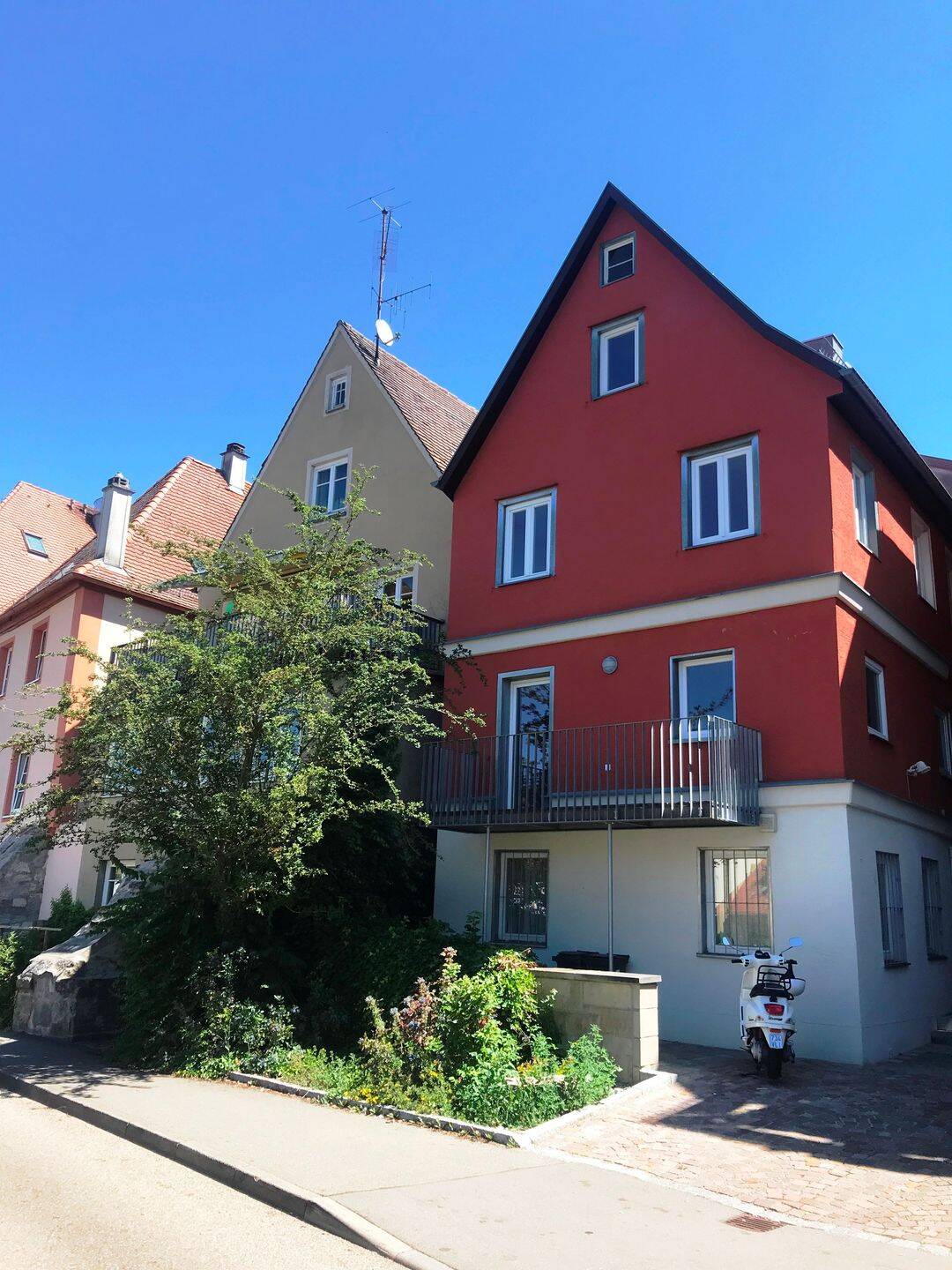 5 Zi.-Wohnung auf 2 Etagen mit Balkon u. Kfz-Stellplatz mitten in der Ellwanger Innenstadt, 73479 Ellwangen (Jagst)