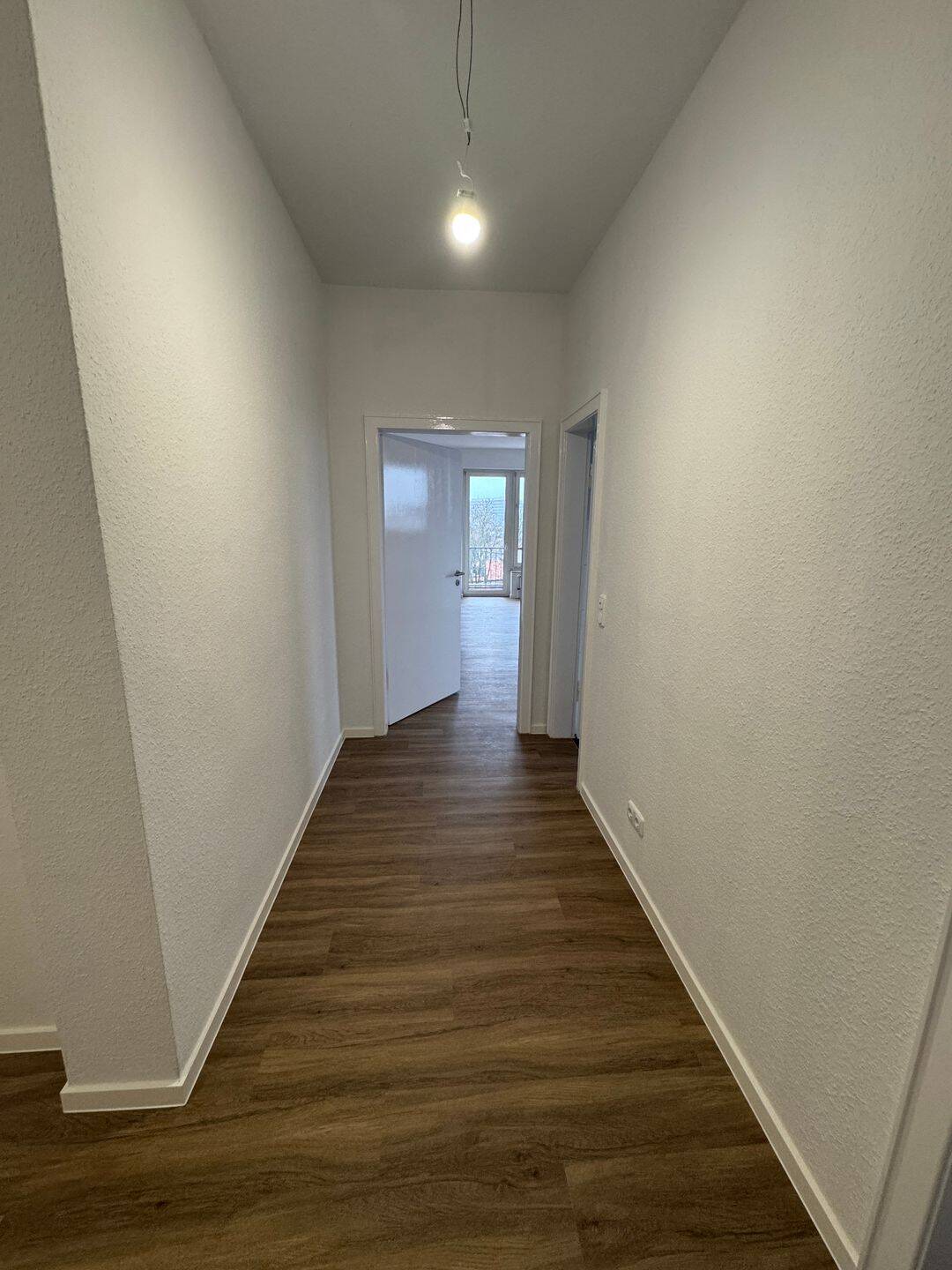 *** Wunderschöne 2 Zimmerwohnung mit Balkon und Aufzug in gefragter Wohnlage nähe Grafenberger Wald ***, 40237 Düsseldorf (Düsseltal Flingern Nord Mörsenbroich)