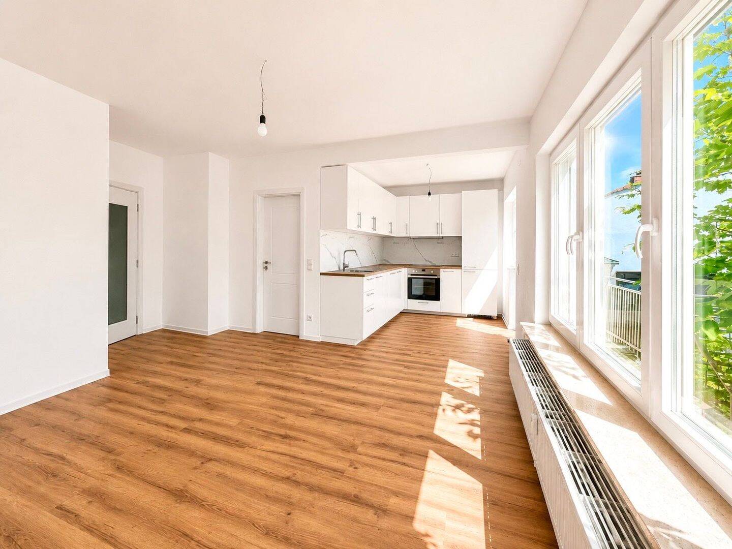 Kernsanierte 3-ZW mit Garage, großem Keller,2 Balkonen,Garten, 35463 Fernwald