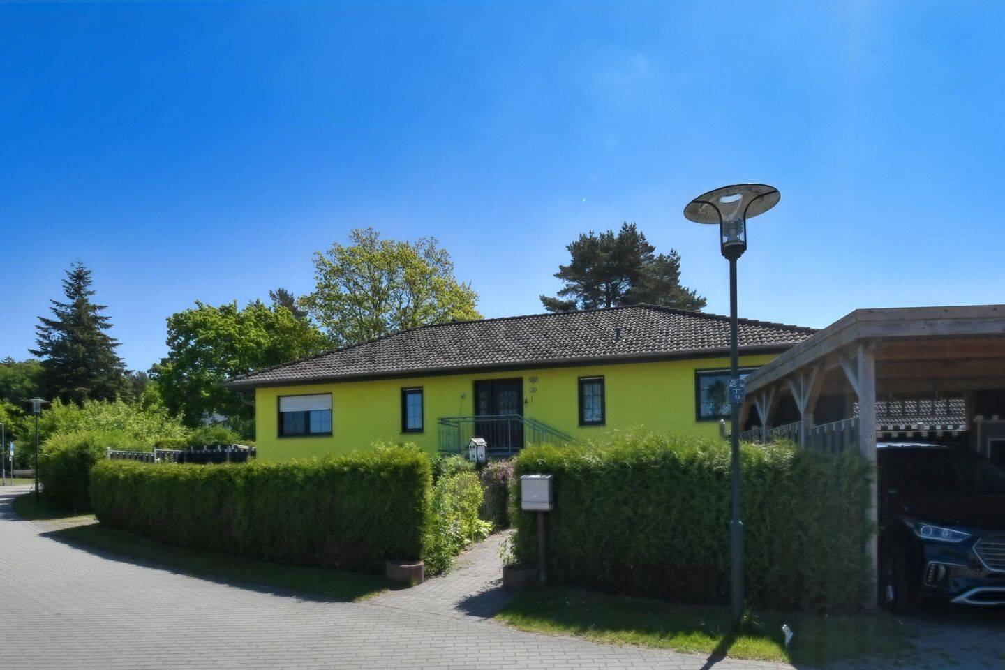 Ein-/Zweifamilienhaus in Sehlen, 18528 Sehlen