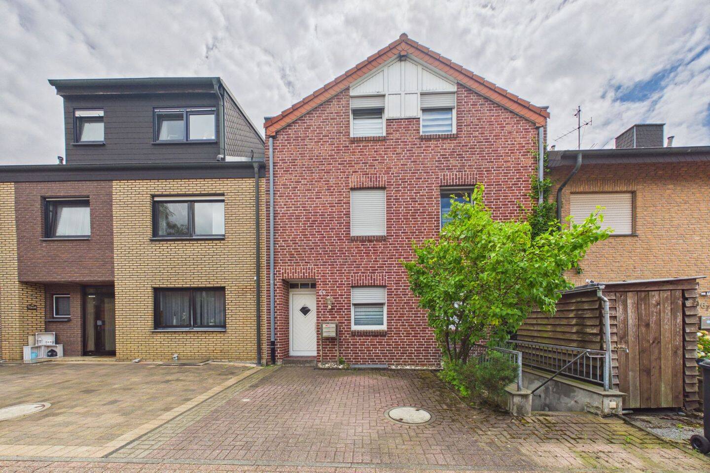 Lichtdurchflutetes Wohnen mit Charme: Gepflegte 3-Zimmer-Dachgeschosswohnung mit Balkon, 46397 Bocholt