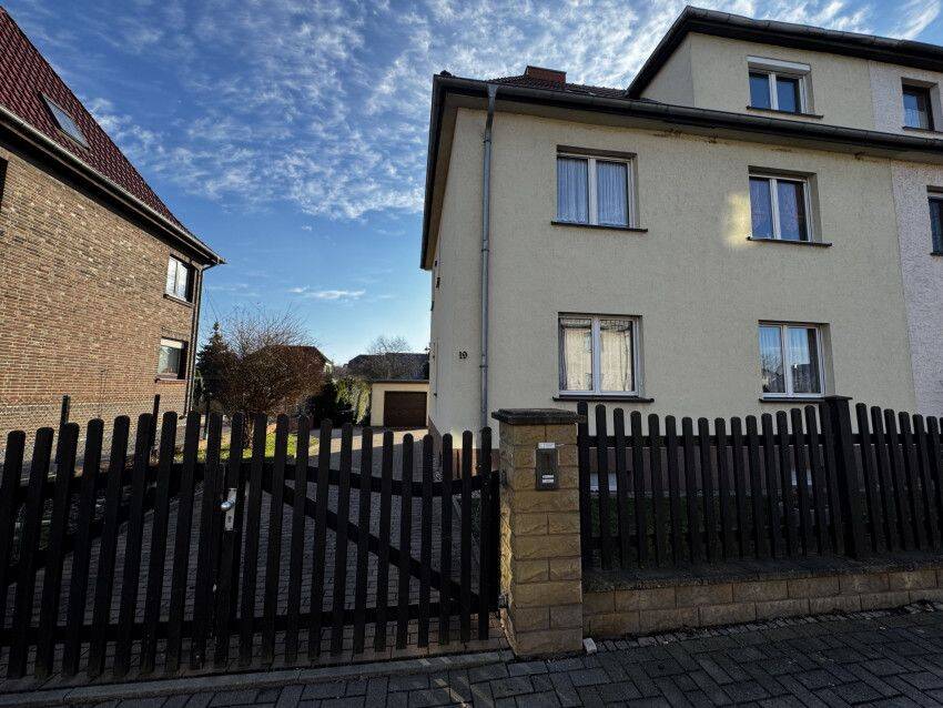 Schmuckes Dreifamilienhaus in bevorzugter Wohnlage!, 6749 Bitterfeld-Wolfen