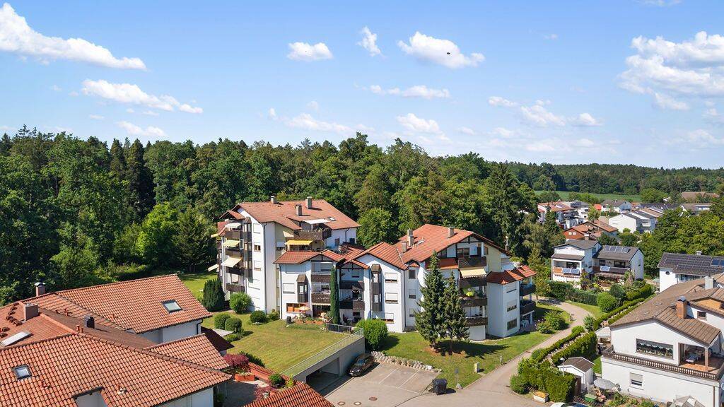 Traumhafte Waldrandlage in RV-Oberzell Top renovierte 2-Zimmer-Wohnung mit Blick ins Grüne, 88213 Ravensburg