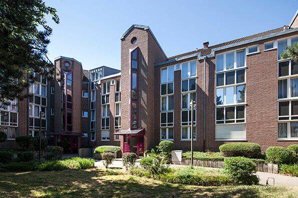 Einziehen und Wohnen: Sanierte 2-Zimmer-Wohnung in Meckenheim, 53340 Meckenheim
