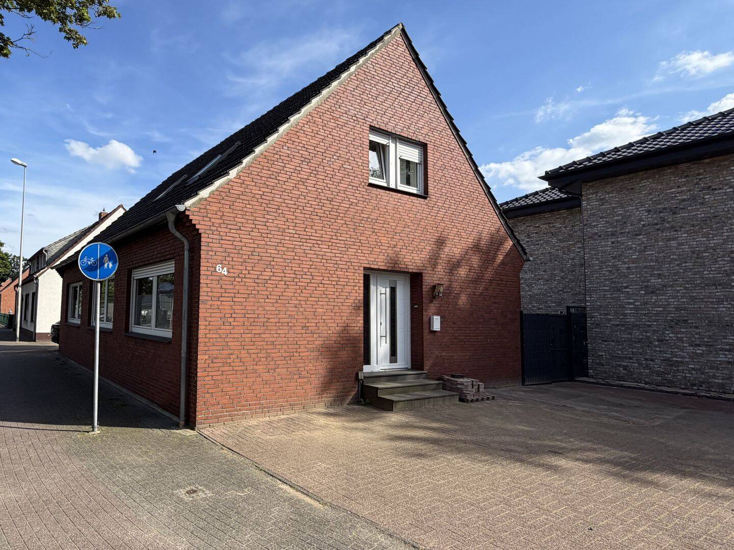 Charmantes freistehendes Einfamilienhaus in Epe – Großzügiger Wohnbereich und sonnige Terrasse, 48599 Gronau (Westf.)