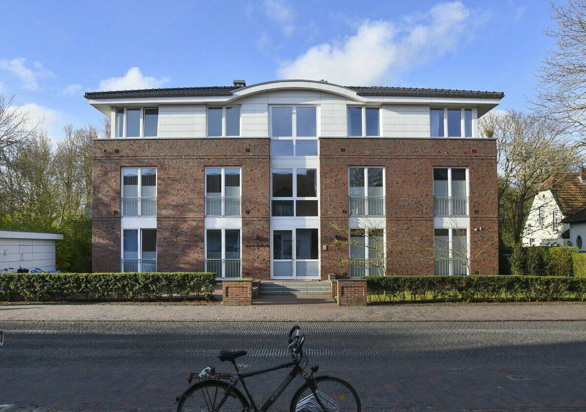 Stilvolle, barrierefreie Ferienwohnung mit Terrasse in ruhiger Lage am Rosengarten, 26486 Wangerooge