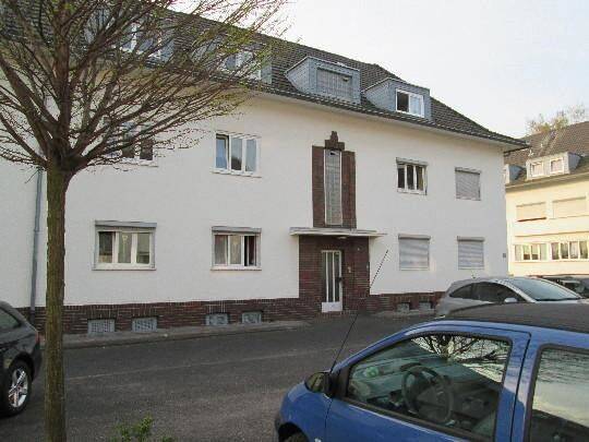 Stop! Ansprechende 4-Zimmer-Wohnung, 50354 Hürth