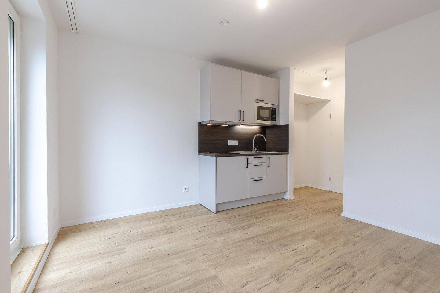 Erstbezug Kernsaniert | Helle 1-Zimmer Wohnung mit Balkon in München-Giesing, 81549 München (Obergiesing Ramersdorf-Perlach Untergiesing-Harlaching)