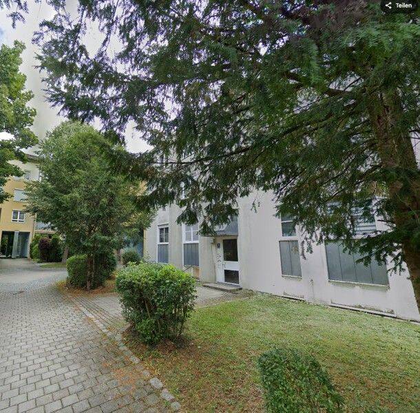 Kernsanierte 3-Zimmer – wohnen im grünen, 80939 München (Milbertshofen-Am Hart Schwabing-Freimann)