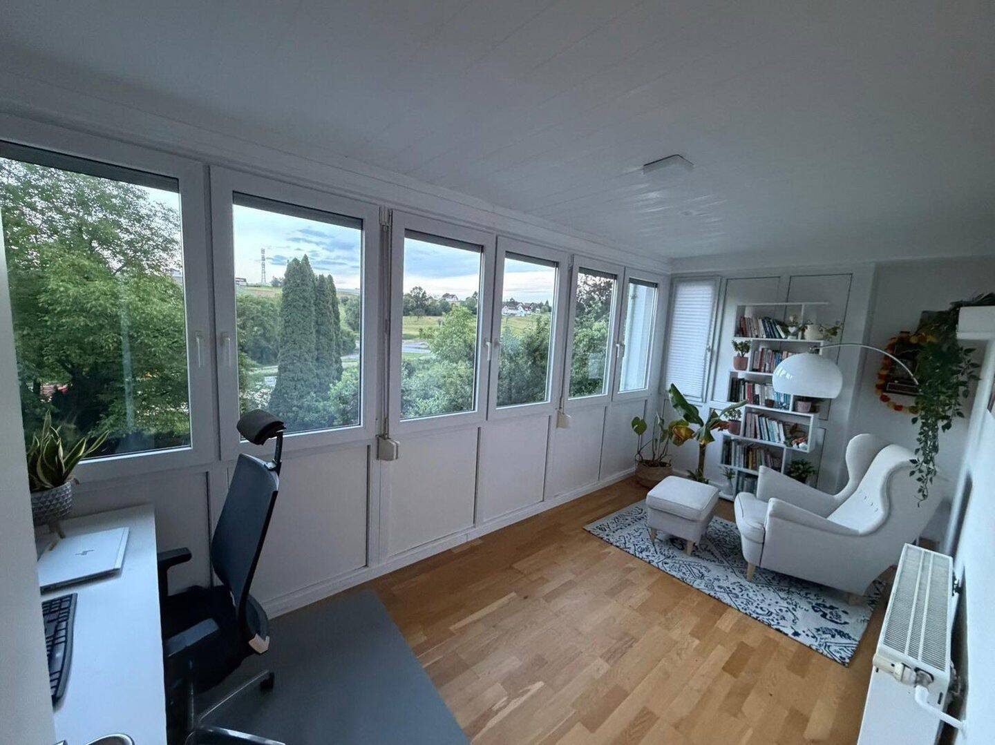 Attraktive 5-Zimmer 134m2 EG Wohnung Mit 3 Schlafzimmer 2 Bad und 2 WC zu vermieten, 71522 Backnang