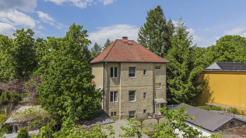 Viel Platz und Potenzial – Wohnhaus mit großem Grundstück, 14480 Potsdam (Am Stern Drewitz Kirchsteigfeld)