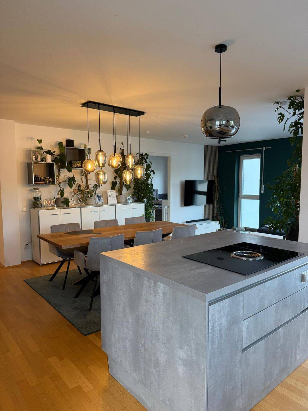 Helle hochwertige 3-Zimmer-Wohnung mit Balkon und TG Stellplatz, 93053 Regensburg (Galgenberg Kasernenviertel Kumpfmühl-Ziegetsdorf-Neuprüll Oberisling-Graß)