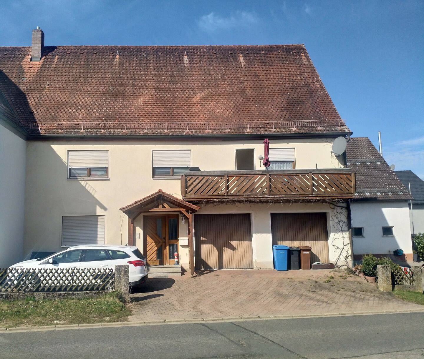 Einfamilienhaus mit Ausbaupotenzial in Burgthann-Schwarzenbach, 90559 Burgthann