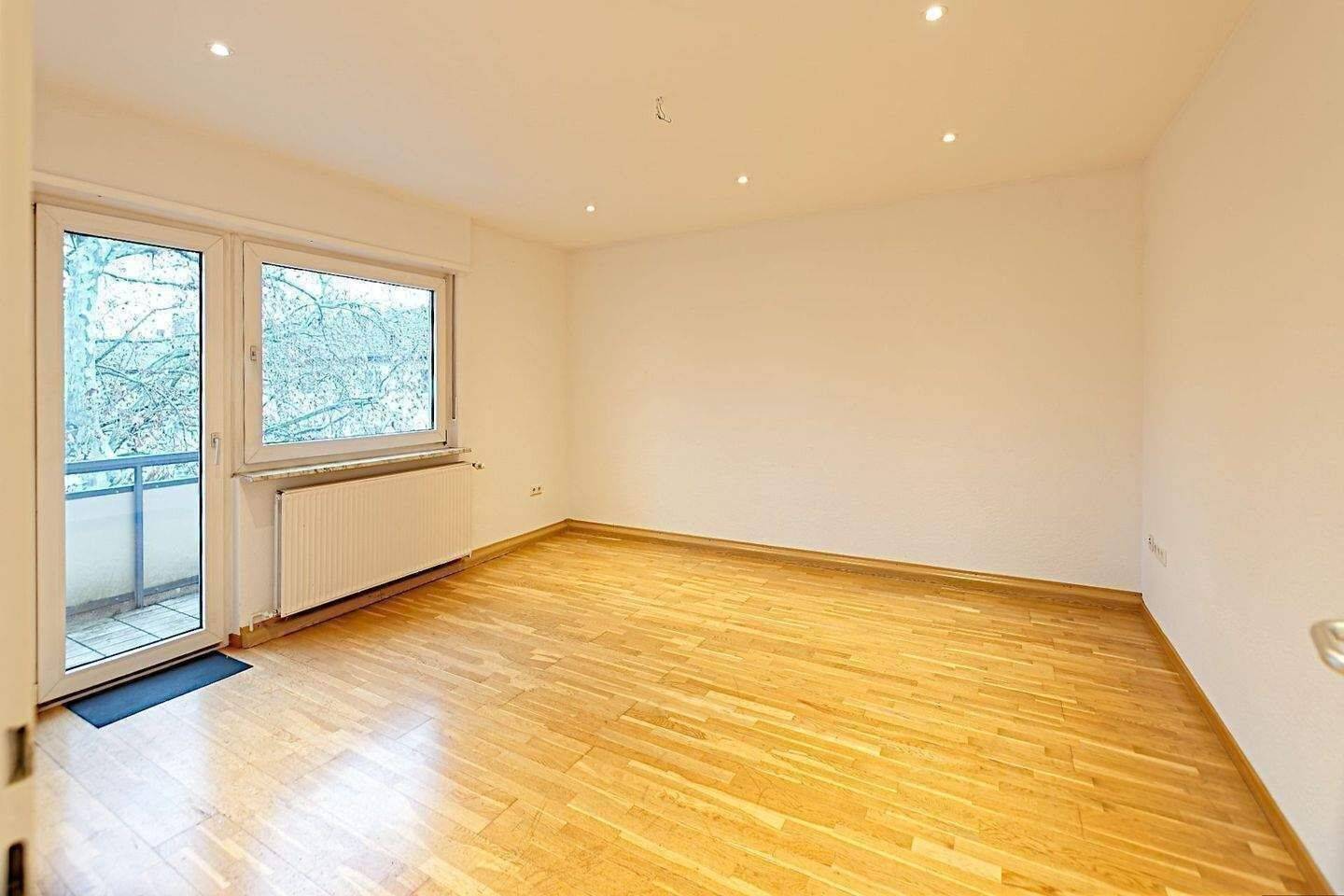 Stilvoll wohnen in der Schwetzinger Vorstadt – helle 2-Zimmer-Wohnung mit Balkon in gefragter Lage, 68165 Mannheim (Fahrlach Oststadt Schwetzingerstadt)