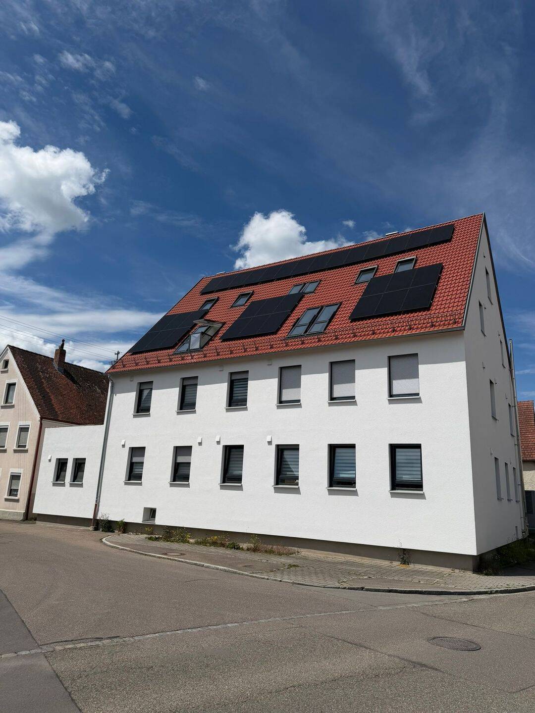 Helle 4-Zimmer-Wohnung auf zwei Etagen NEUWERTIG inkl. Küche und Stellplatz, 89561 Dischingen