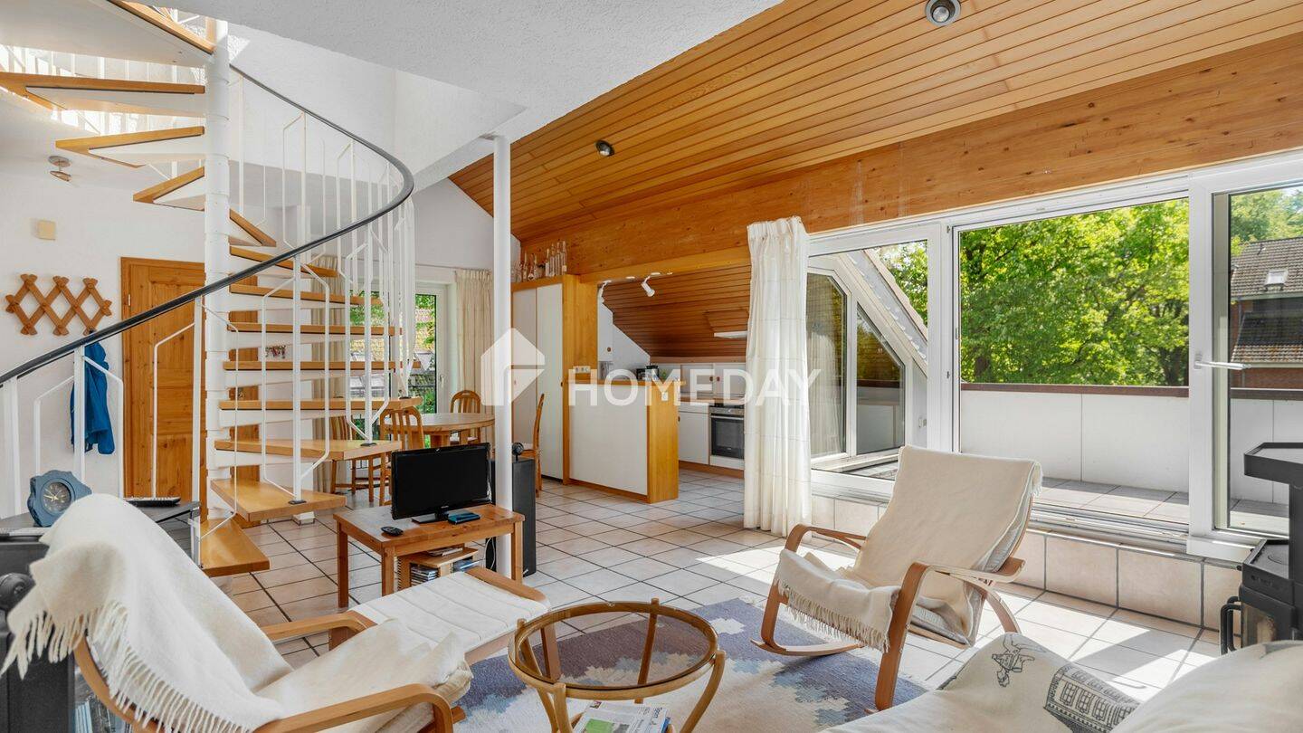 Charmante Maisonette mit viel Licht und sonnigem Balkon, 24211 Preetz