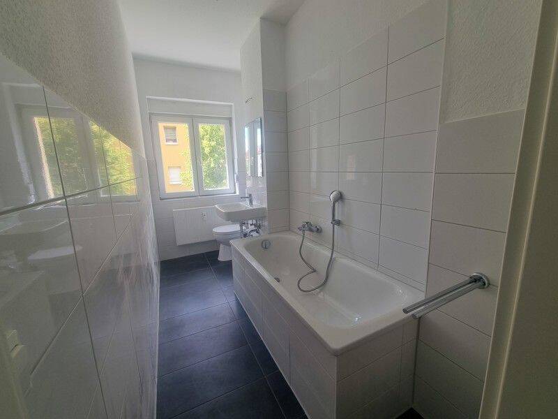 Wir sanieren für Sie, 6128 Halle (Saale) (Böllberg-Wörmlitz Gesundbrunnen Innenstadt Silberhöhe Südstadt)